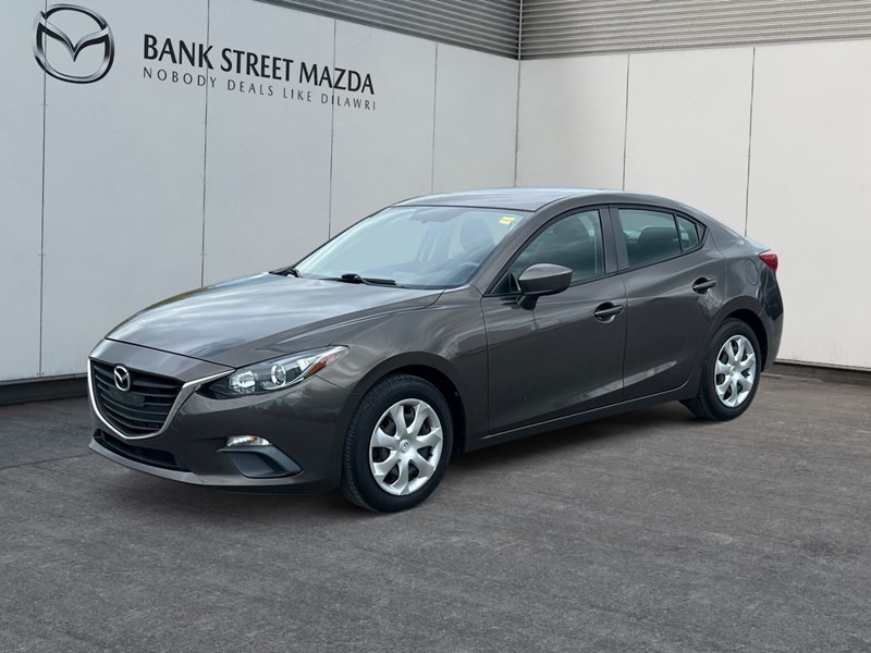 2015  Mazda3 4dr Sdn Auto GX