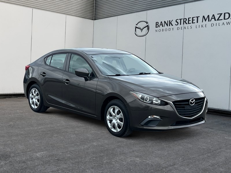 2015  Mazda3 4dr Sdn Auto GX
