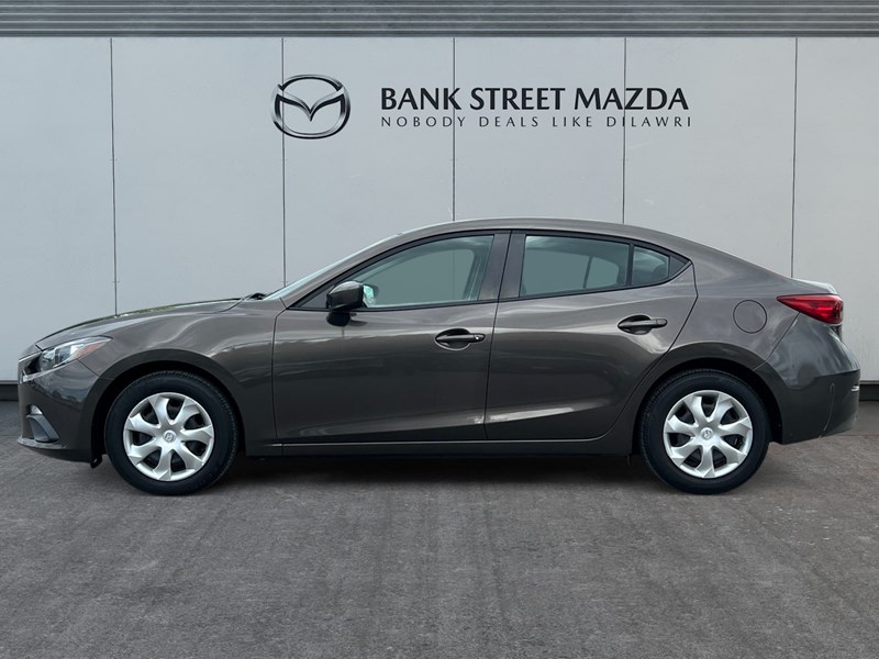 2015  Mazda3 4dr Sdn Auto GX