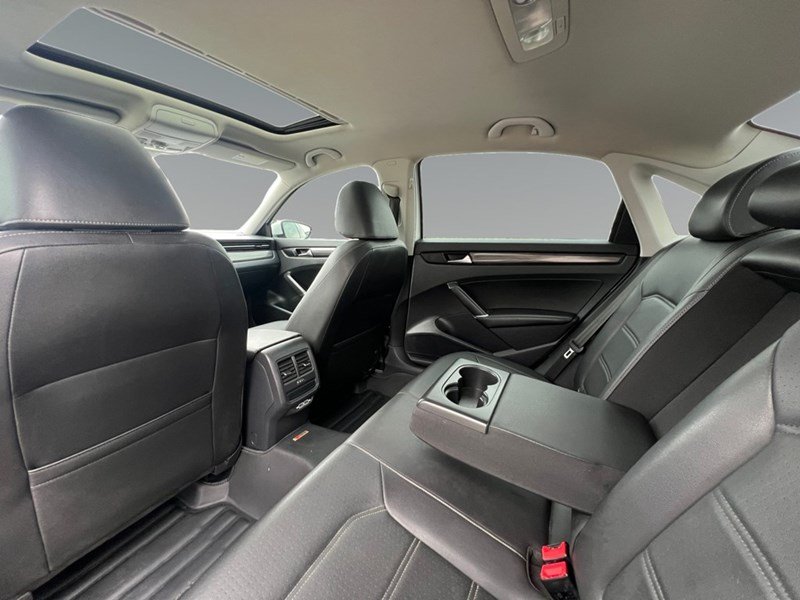 2020 Volkswagen Passat Highline Auto