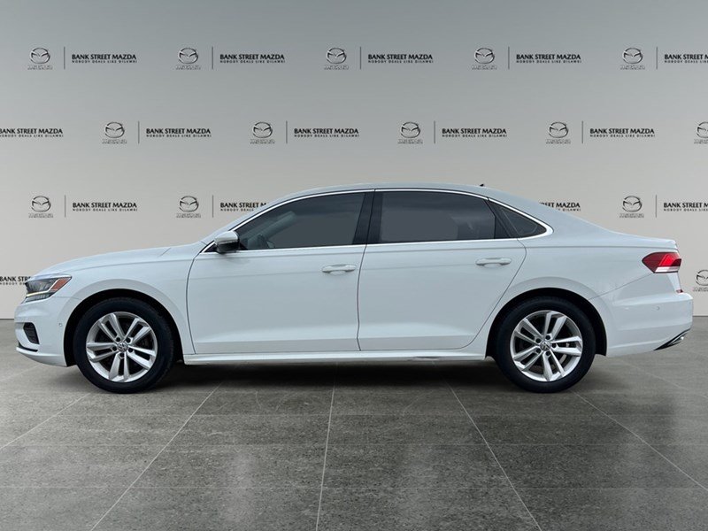 2020 Volkswagen Passat Highline Auto