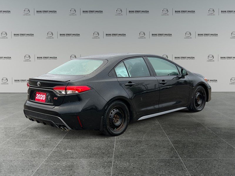 2020 Toyota Corolla SE CVT