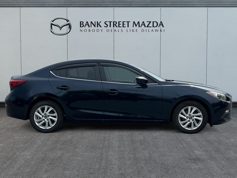 2014  Mazda3 4dr Sdn Man GS-SKY