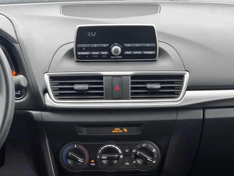 2017  Mazda3 4dr Sdn Auto GX
