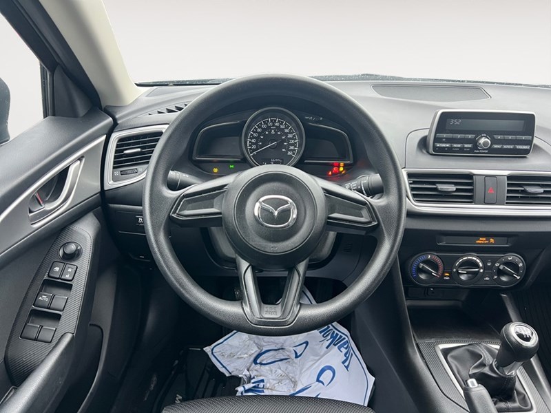 2017  Mazda3 4dr Sdn Auto GX