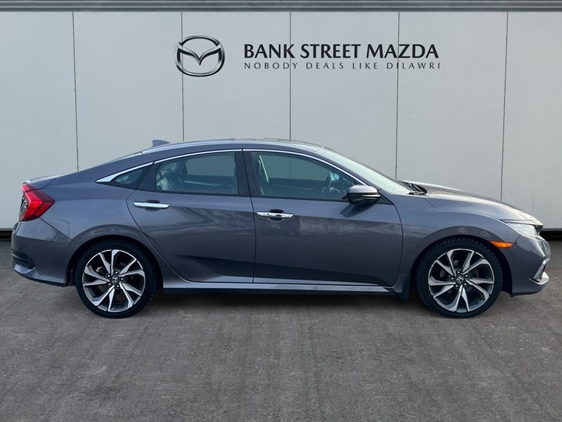 2019 Honda Civic Touring CVT