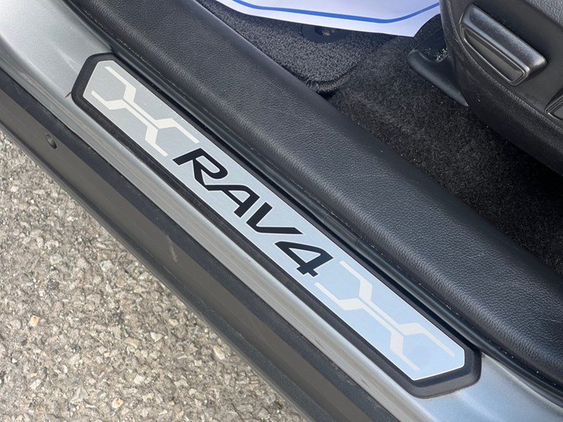 2024 Toyota RAV4 Hybrid Hybrid XLE AWD