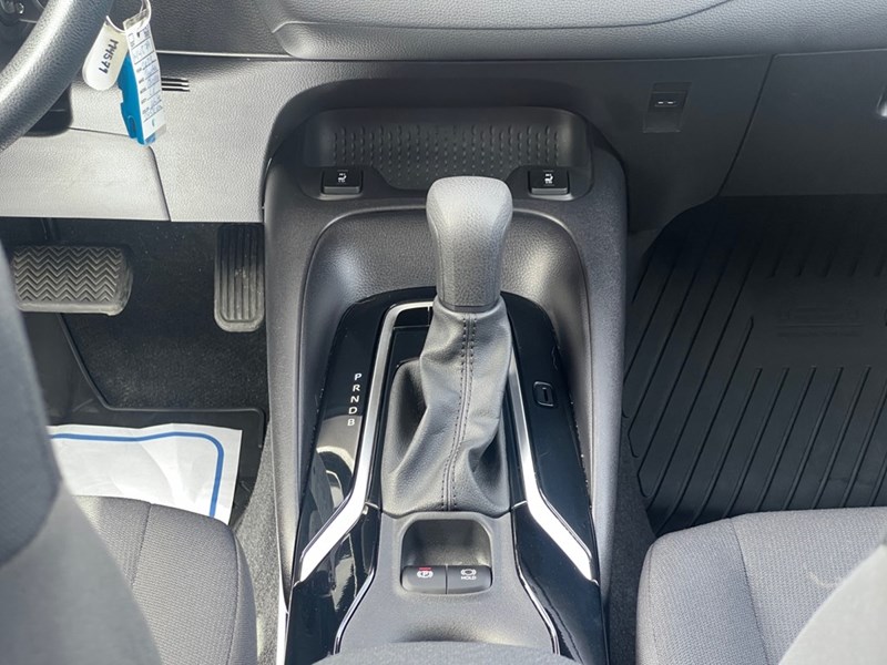 2022 Toyota Corolla LE CVT