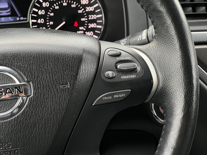 2019 Nissan Pathfinder 4x4 SL Premium