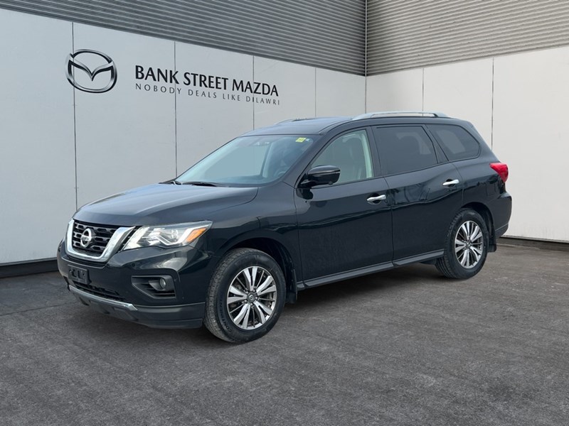 2019 Nissan Pathfinder 4x4 SL Premium