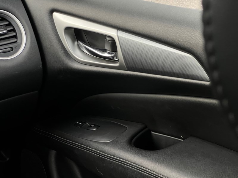 2019 Nissan Pathfinder 4x4 SL Premium