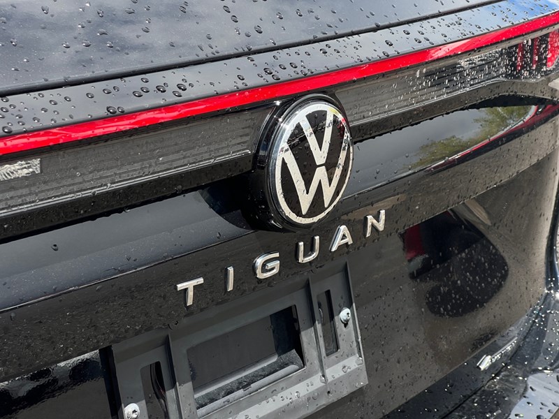 2025 Volkswagen Tiguan Highline R-Line 4MOTION