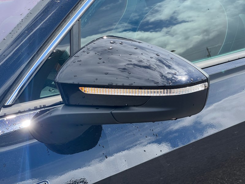 2025 Volkswagen Tiguan Highline R-Line 4MOTION