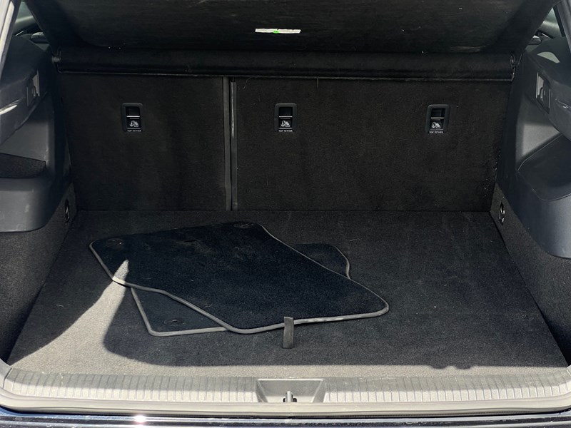 2025 Volkswagen Tiguan Highline R-Line 4MOTION