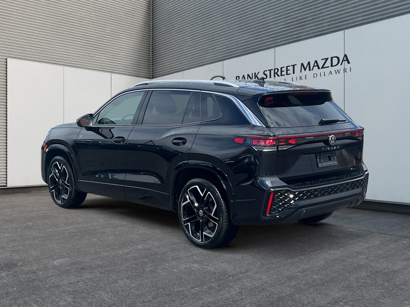 2025 Volkswagen Tiguan Highline R-Line 4MOTION