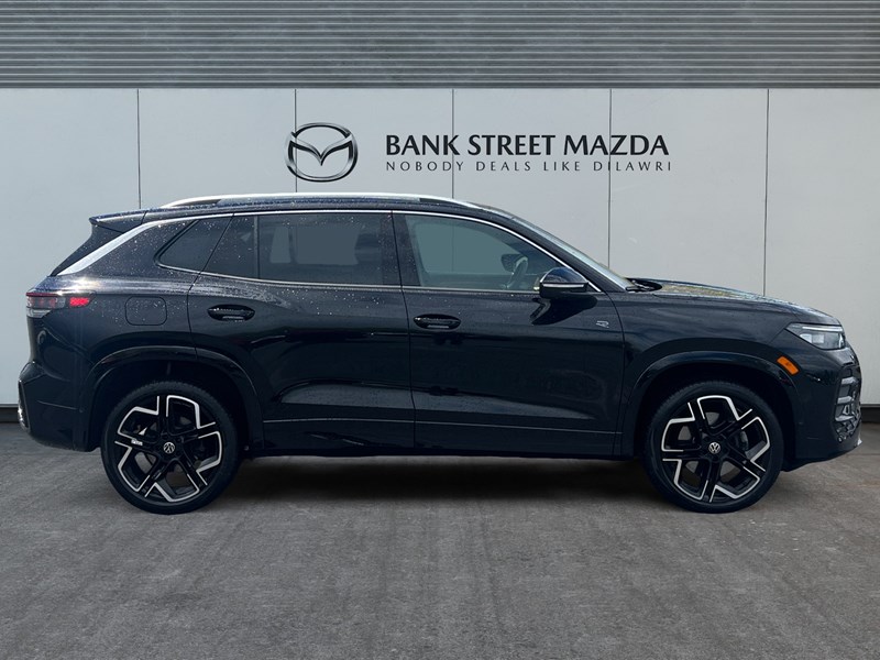 2025 Volkswagen Tiguan Highline R-Line 4MOTION