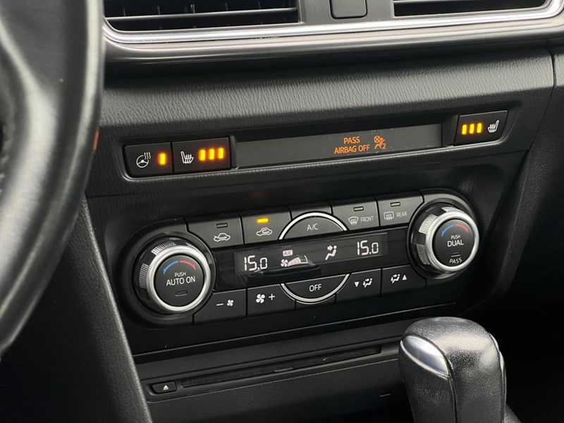 2018  Mazda3 GT Auto