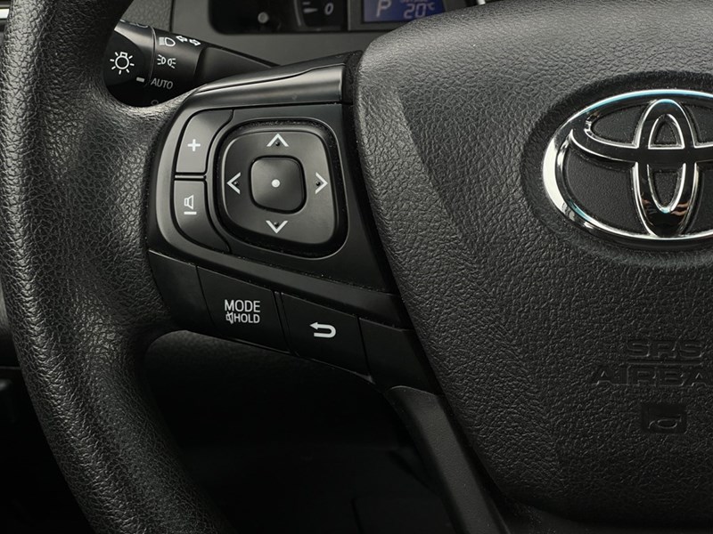 2015 Toyota Camry 4dr Sdn I4 Auto XLE