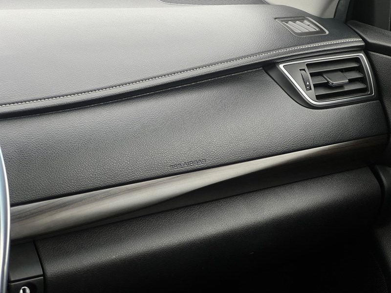 2015 Toyota Camry 4dr Sdn I4 Auto XLE