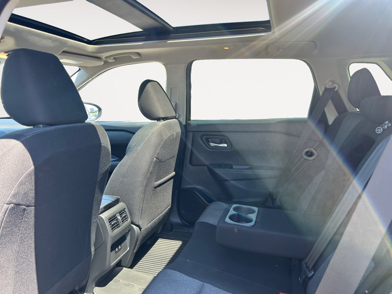 2024 Nissan Rogue AWD SV Moonroof