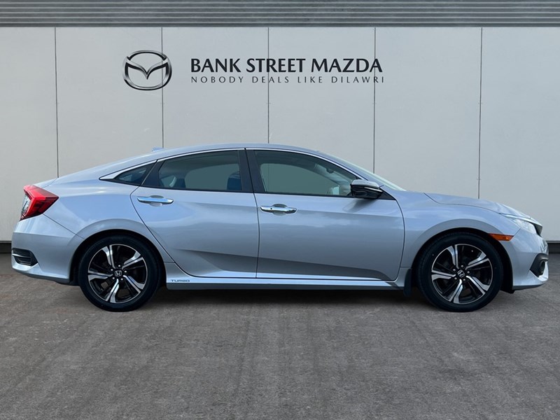 2018 Honda Civic Touring CVT - One owner