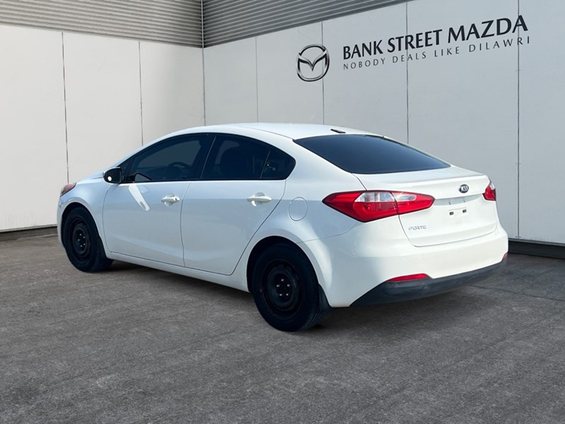 2014 Kia Forte 4dr Sdn Auto LX