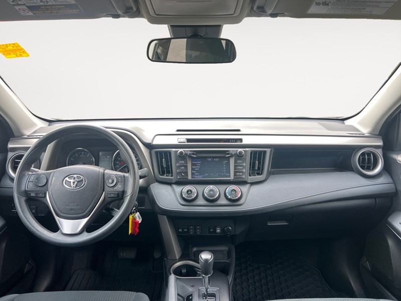 2018 Toyota RAV4 FWD LE