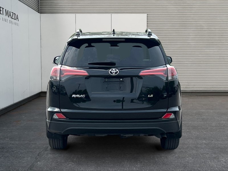 2018 Toyota RAV4 FWD LE