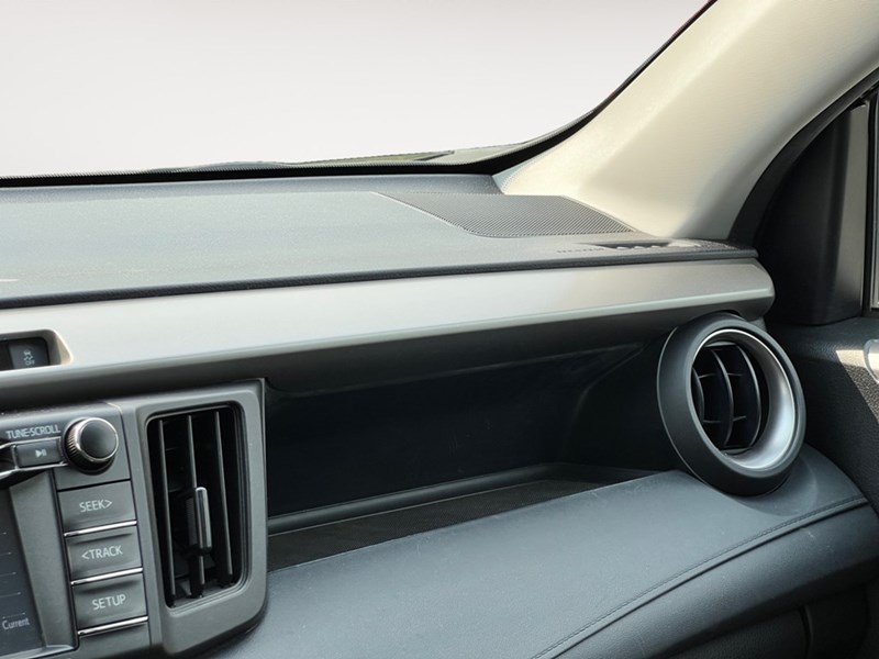 2018 Toyota RAV4 FWD LE