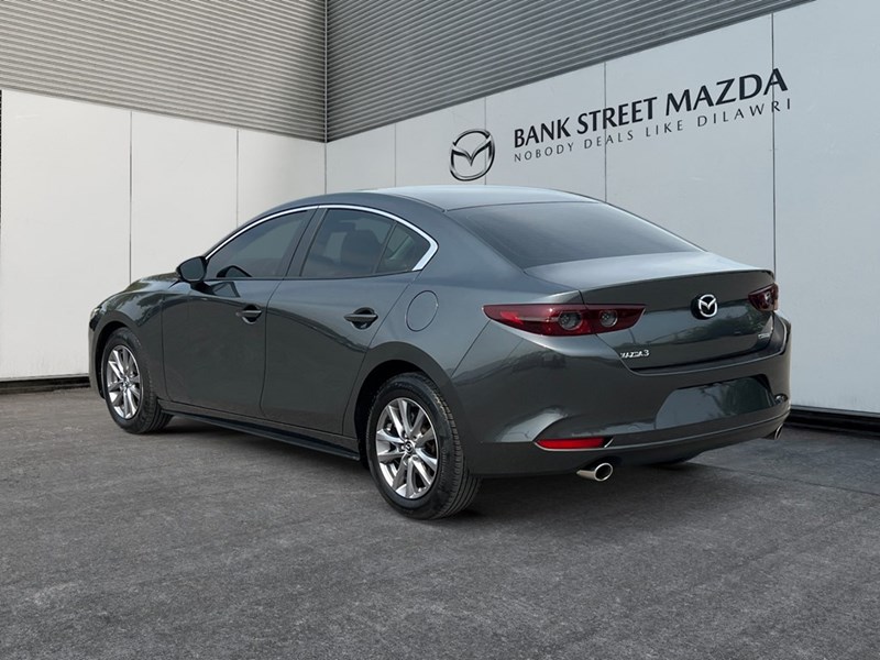 2021  Mazda3 GS Auto - One Owner - Clean CarFax