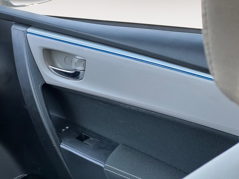 2016 Toyota Corolla 4dr Sdn Auto CE