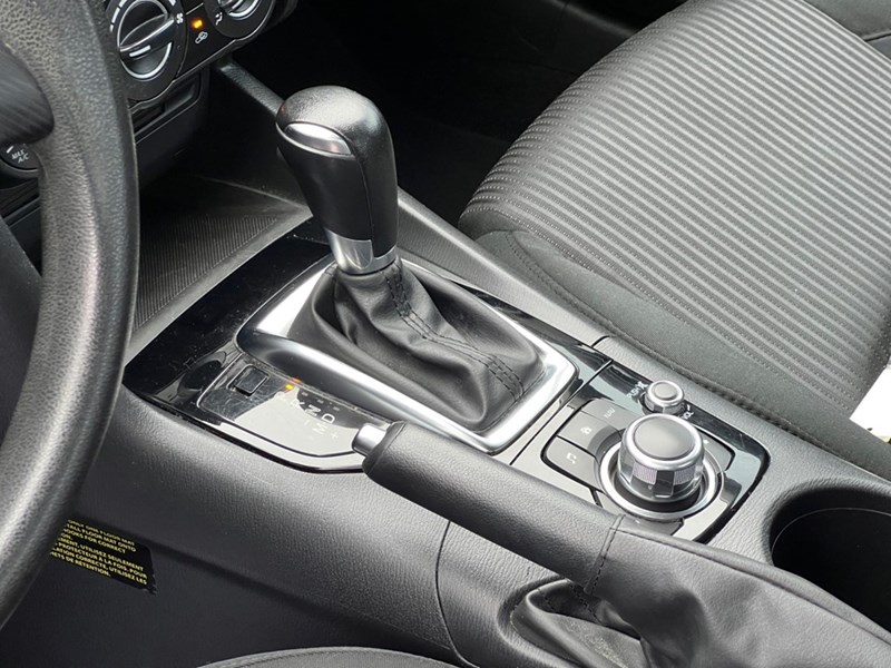 2014  Mazda3 4dr Sdn Auto GS-SKY