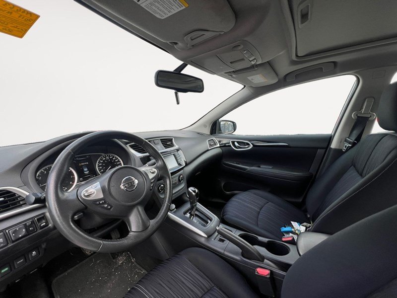 2017 Nissan Sentra 4dr Sdn CVT SV