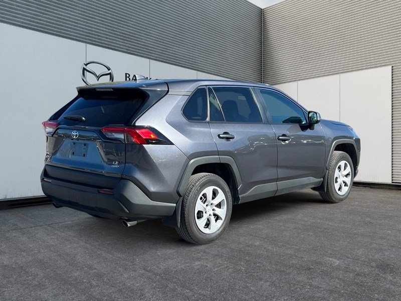 2024 Toyota RAV4 LE AWD
