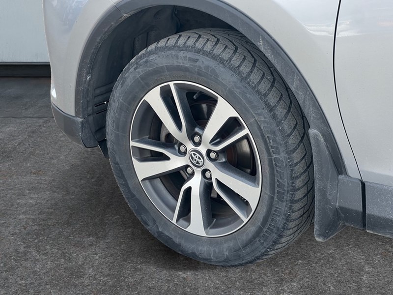 2018 Toyota RAV4 AWD XLE