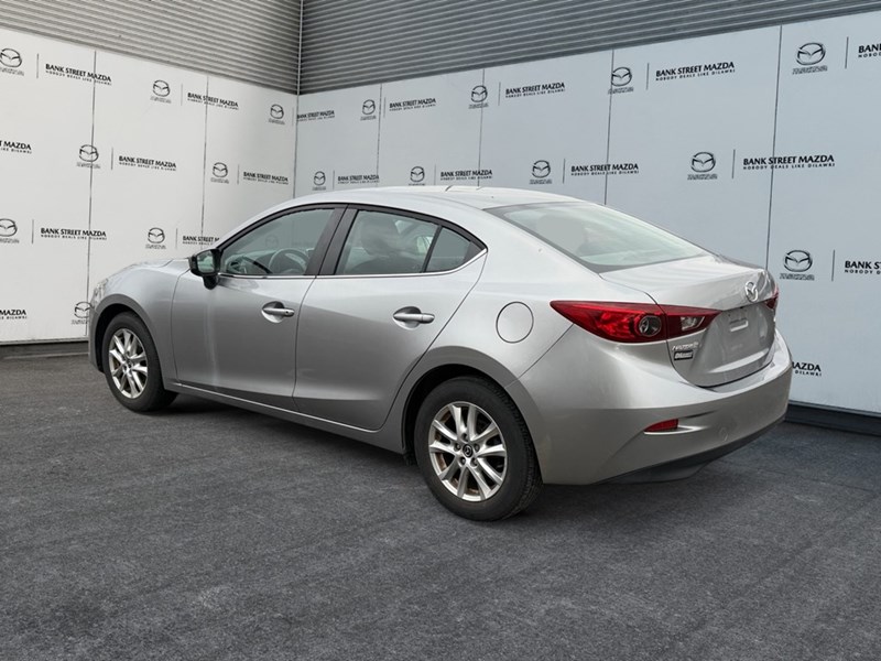 2016  Mazda3 4dr Sdn Auto GS