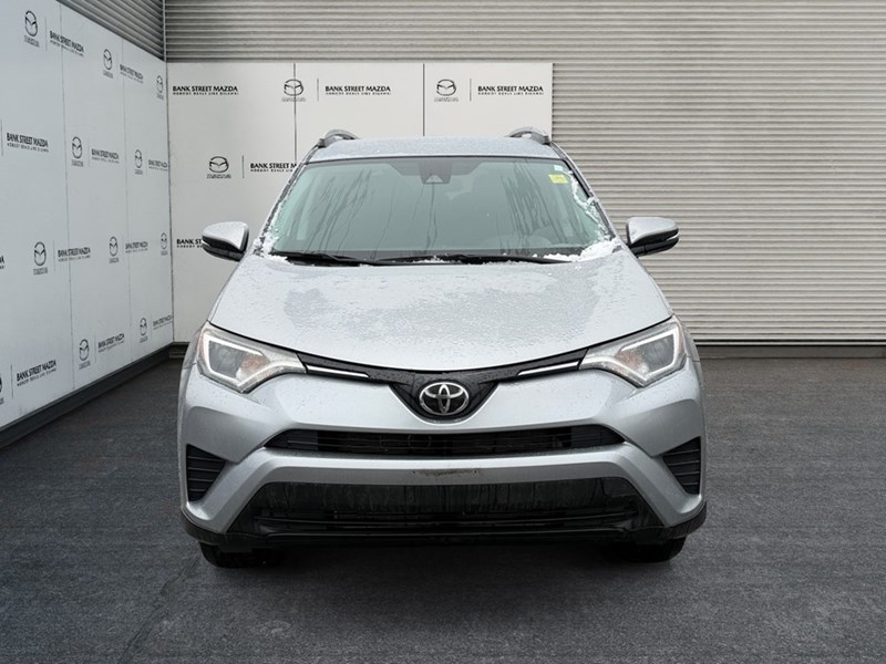 2018 Toyota RAV4 FWD LE
