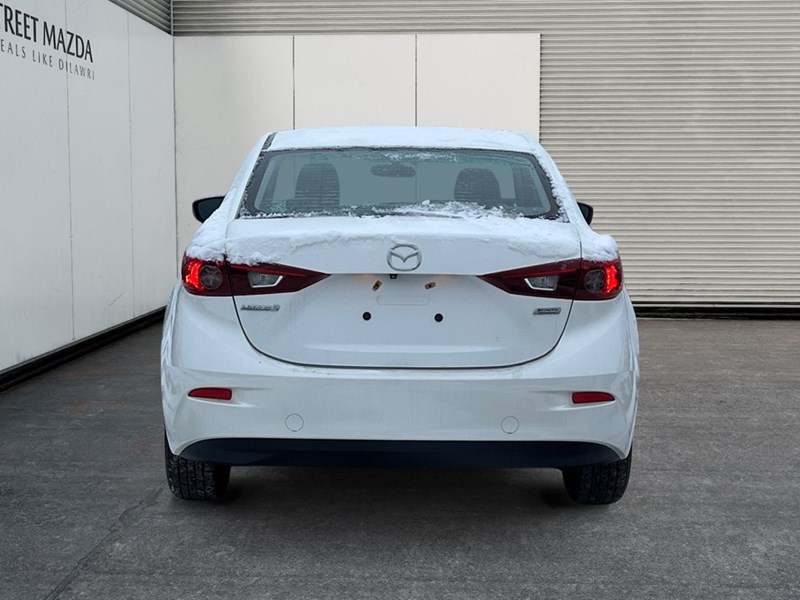 2017  Mazda3 4dr Sdn Auto GX
