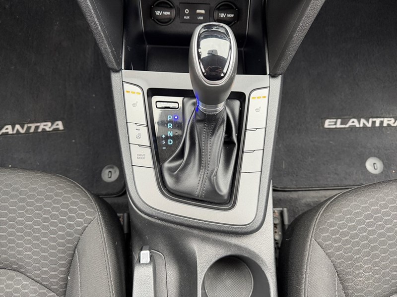2019 Hyundai Elantra Preferred Auto