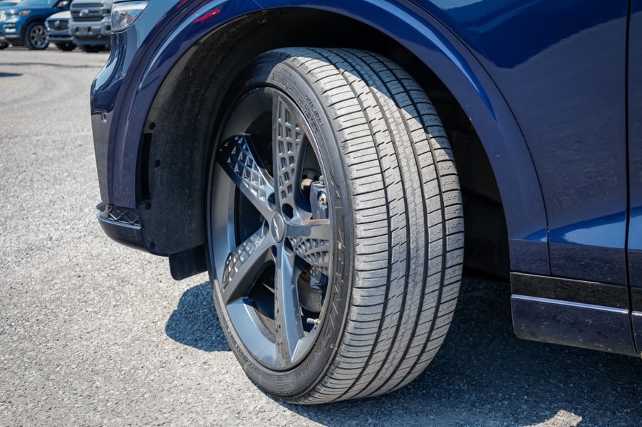 2022 Genesis GV70 3.5T Sport Plus AWD