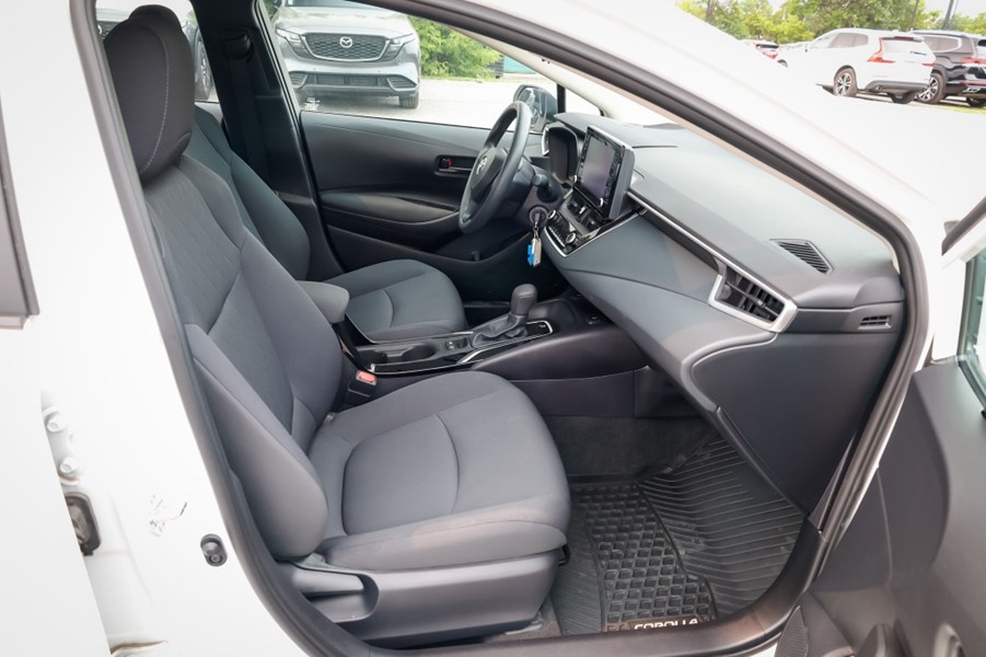 2022 Toyota Corolla LE CVT