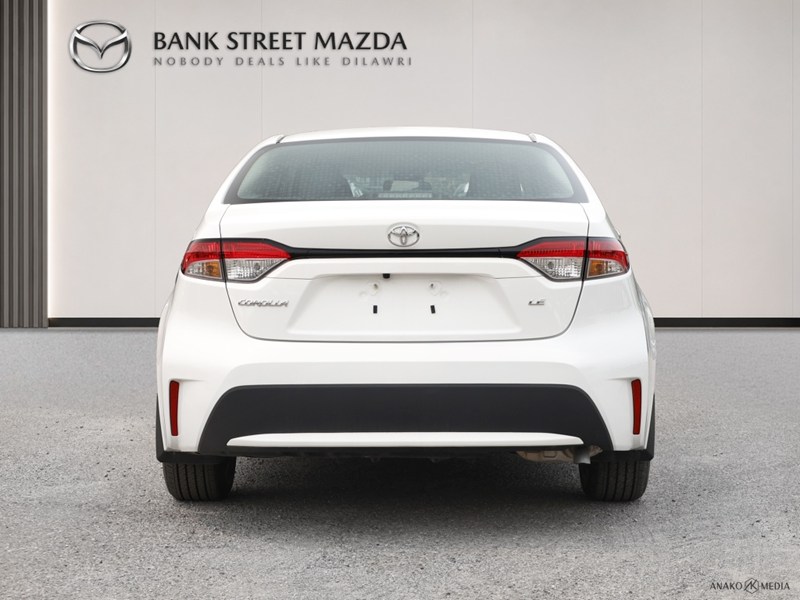 2022 Toyota Corolla LE CVT