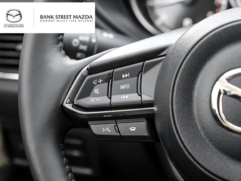 2025 Mazda PRO XCROSS GS AWD