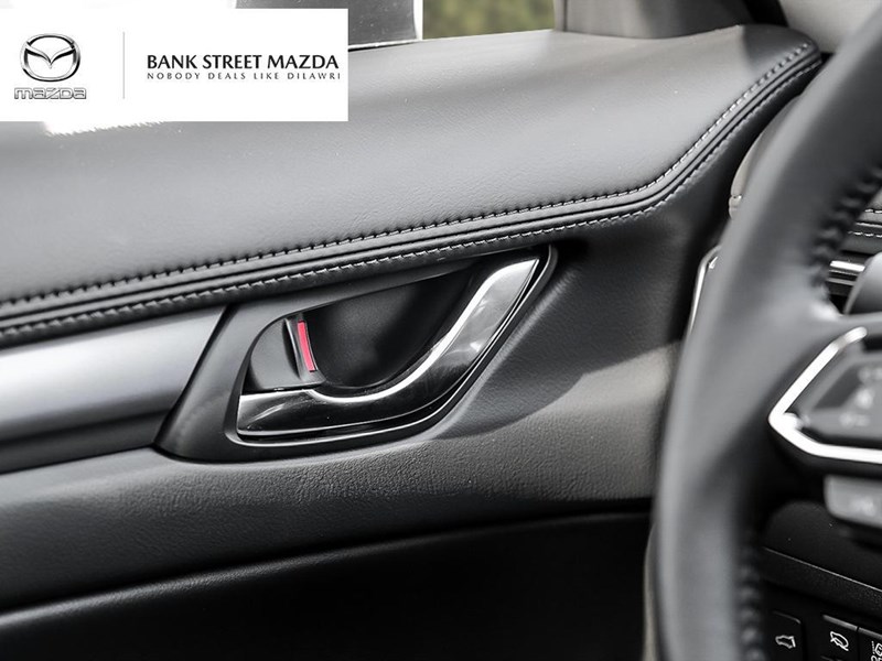 2025 Mazda PRO XCROSS GS AWD