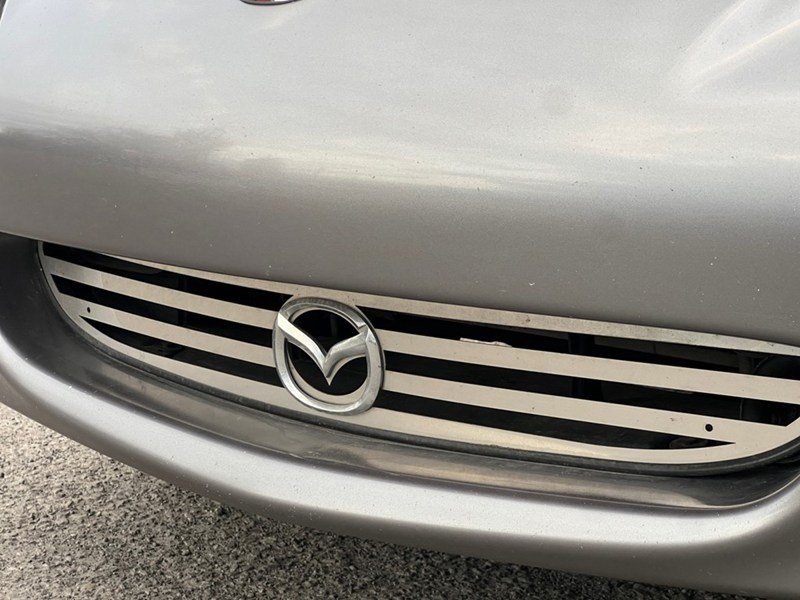 2003 Mazda MX-5 Miata Shinsen Edition - Inc. 2 Year / 40,000 KM Powertrain Warranty