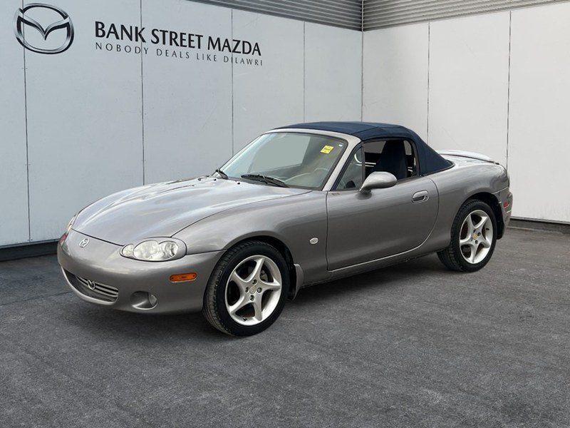 2003 Mazda MX-5 Miata Shinsen Edition - Inc. 2 Year / 40,000 KM Powertrain Warranty