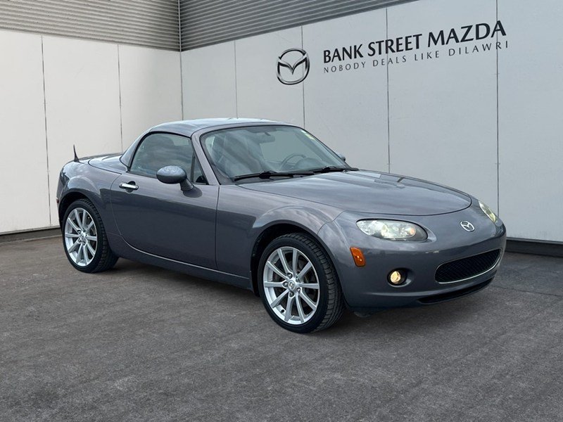 2008 Mazda MX-5 GT Power-Retractable Hard-Top - Inc. 2 Year / 40,000 KM Powertrain Warranty