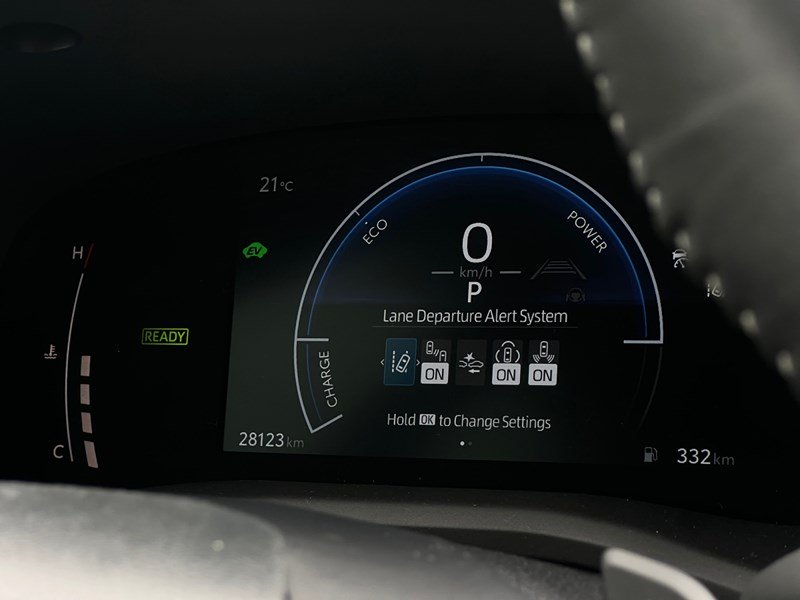 2025 Toyota Camry SE Hybrid - One Owner - Clean CarFax
