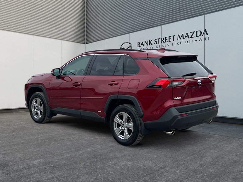 2024 Toyota RAV4 Hybrid Hybrid XLE AWD