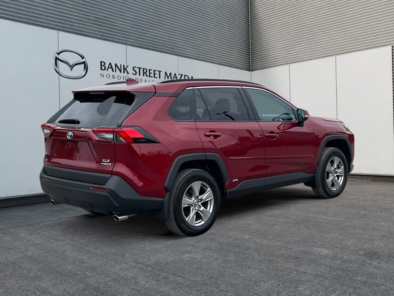 2024 Toyota RAV4 Hybrid Hybrid XLE AWD